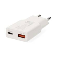 Nedis WCHA30WT gyorst&ouml;ltő USB-A / USB-C t&ouml;ltő, GaN, PD3.0, QC, Gyorst&ouml;lt&eacute;si funkci&oacute; 1,5 / 2,0 / 2,5 / 3,0 A, 30W, feh&eacute;r WCHA30WT