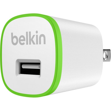 Belkin univerzális USB 1A 5V fehér hálózati töltő F8J013VFWHT