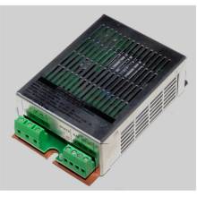 Makrai kapcsol&oacute; &uuml;zemű sz&uuml;netmentes&iacute;thető t&aacute;pegys&eacute;g, 6A/12V-13,8V, intelligens