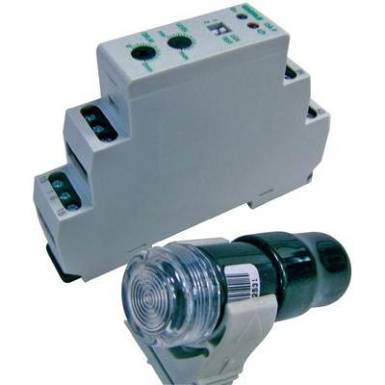 Alkonykapcsoló DIN sínre 220 - 240 V/50 Hz, Eberle 8565 19 140 000, DÄ-F 565 19 Alkonykapcsoló DIN sínre 220 - 240 V/50 Hz, Eberle 8565 19 140 000, DÄ-F 565 19