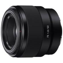 SONY SEL-50F18F objekt&iacute;v