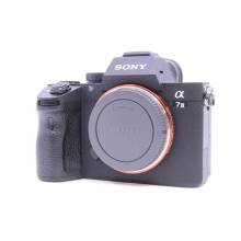 SONY Alpha 7 III v&aacute;z