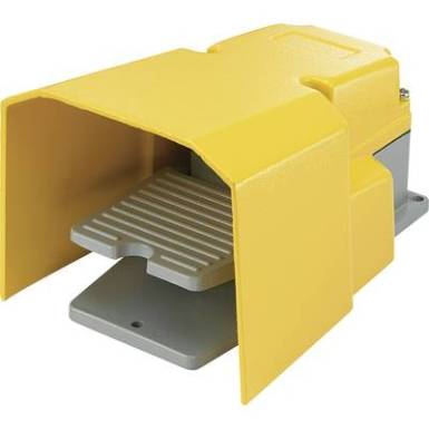 L&aacute;bkapcsol&oacute;, 250 V/AC 15 A, 1 ped&aacute;l v&eacute;dőtakar&oacute;val, 1 v&aacute;lt&oacute;, FS-502 1 db