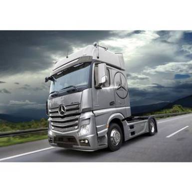 Italeri 510003905 Mercedes Benz Actros MP4 Gigaspace Kamionmodell építőkészlet 1:24 Italeri 510003905 Mercedes Benz Actros MP4 Gigaspace Kamionmodell építőkészlet 1:24