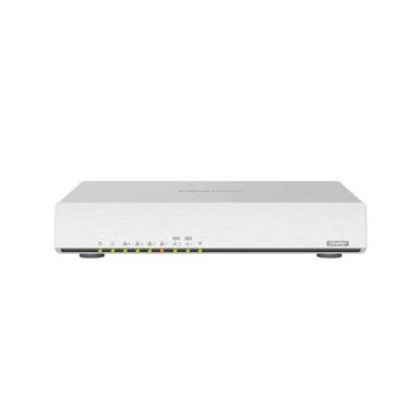 QNAP QHORA-301W 10GbE SD-WAN WiFi 6 Router QNAP QHORA-301W 10GbE SD-WAN WiFi 6 Router